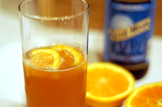 blue moon beer orange