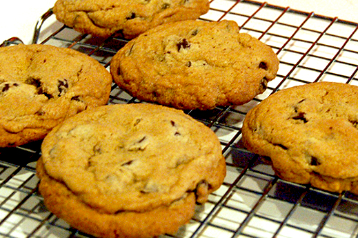 http://chaosinthekitchen.com/images/chocchipcookies.jpg